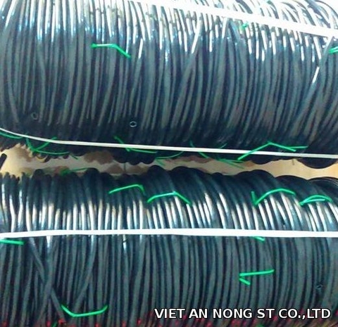 Dây PE 10mm dùng dẫn nước trong hệ thống tưới, béc có đuôi 10mm