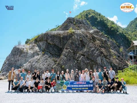 Công ty TNHH USI du lịch Mộc Châu - ALO TOUR