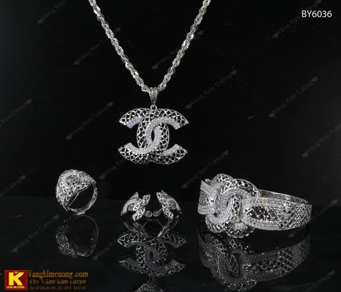 Trang Sức Bộ Vàng Trắng 18K Sang Trọng -  Tinh Tế