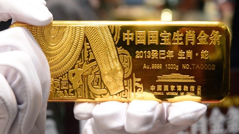 Giá vàng cao nhất mọi thời đại, vì sao các đại gia Trung Quốc vẫn mua ồ ạt?