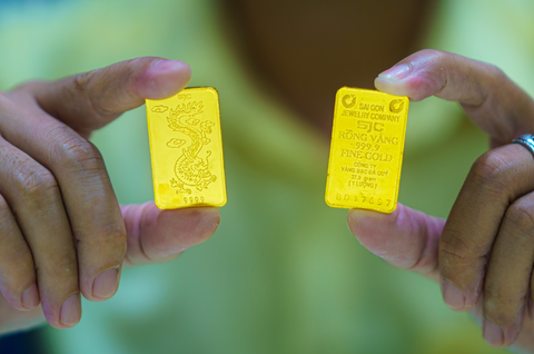 Giá vàng hôm nay (chiều 26-4): Đi ngang