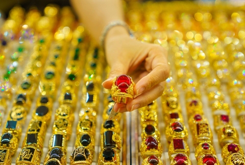 Sàn giao dịch vàng của Việt Nam: Lý do trước mắt chỉ cho phép vàng vật chất