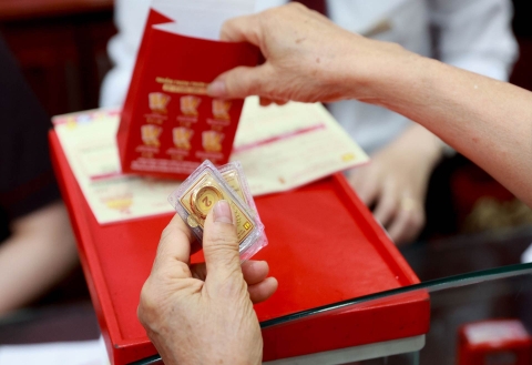 Giá vàng hôm nay 7/12/2024 diễn biến lạ, nhẫn trơn mua vào đắt hơn vàng SJC