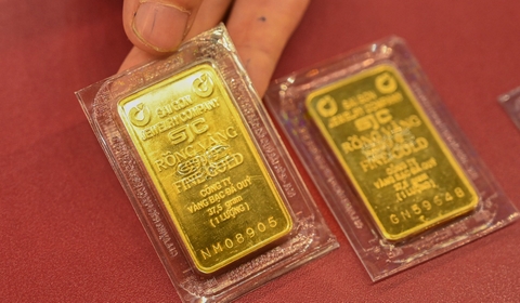 Giá vàng hôm nay 8/6/2024: Thế giới giảm mạnh, SJC đứng im