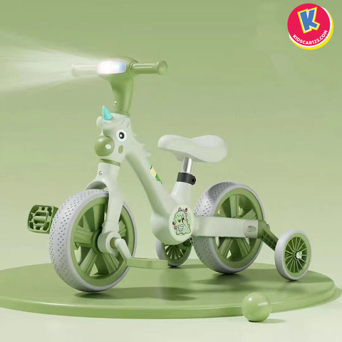 Có Nên Mua Xe Chòi Chân Cho Bé? 5 Lợi Ích Ba Mẹ Cần Biết