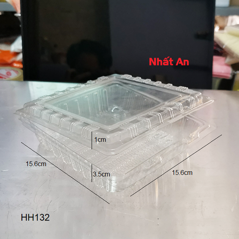 Hộp nhựa trong nắp gập HH132