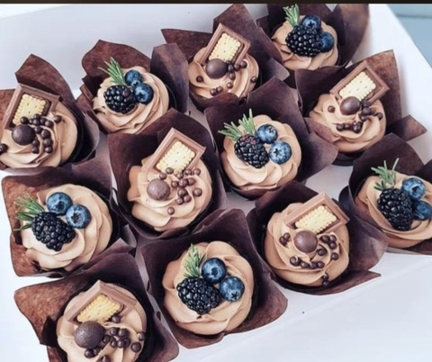 Cup giấy muffin, cupcake (chén giấy) màu nâu lốc 200 cái