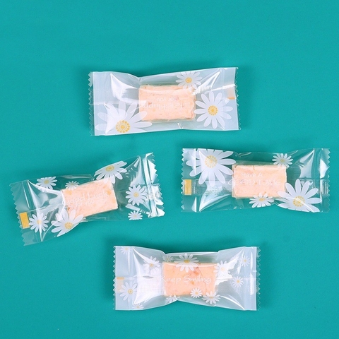Túi nougat hoa cúc 4*9cm 100 cái
