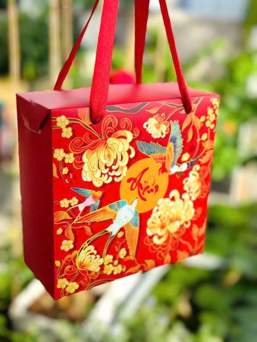 Hộp Tết Én Xuân - Kẹo Mứt Nhỏ