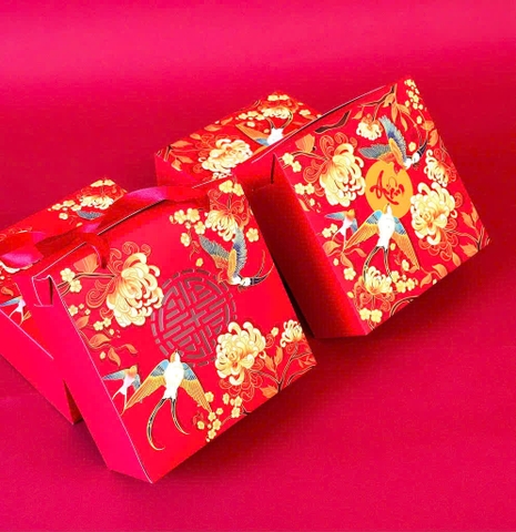 Hộp Tết Én Xuân - Kẹo Mứt Nhỏ