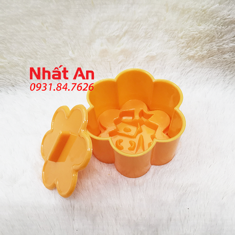 Khuôn nhấn xôi hình hoa mai 12cm Vĩnh Trường (Hồng/ Phước/ Thọ/ Hỷ)