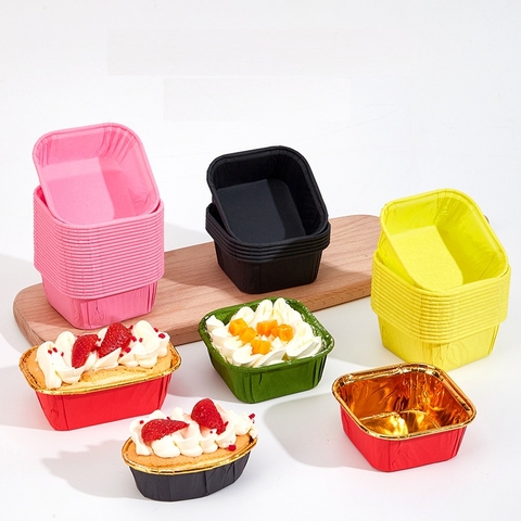 Cup giấy / chén giấy cupcake vuông màu đỏ vàng ánh kim 50 cái