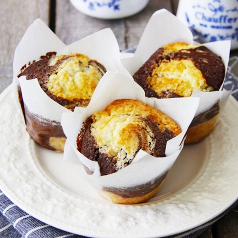 Cup giấy muffin, cupcake (chén giấy) màu trắng lốc 200 cái