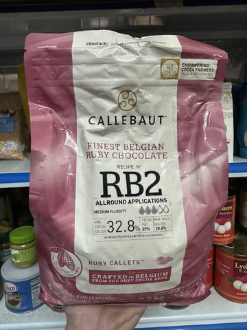 Socola Ruby 32.8% hạt nút CALLEBAUT