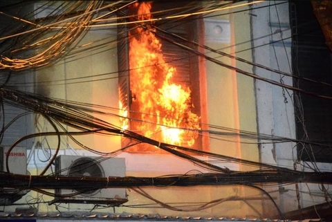 Phòng cháy chữa cháy (PCCC): Trời nắng nóng đồ điện gia dụng chập cháy hàng loạt, ra ngoài cần chú ý kẻo trả giá bằng tính mạng!