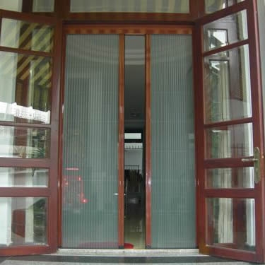 Cửa lưới dạng xếp 1