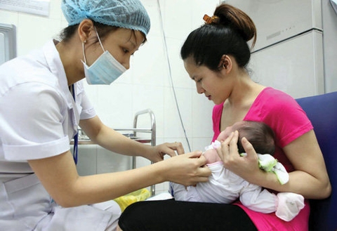 Lưu ý khi tiêm vaccin viêm gan B cho trẻ sơ sinh