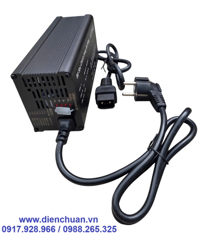 Sạc pin lithium 10A/ 930W 10V-93V dùng xe máy điện Vinfast Xe KlaraS - xe Feliz S/Feliz Lite -xe VentoS - xe TheonS - xe Evo Neo, xe Evo Gransd- xe Amio- xe Vero- xe Viper