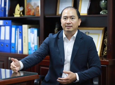 LUẬT SƯ VÀ NGHỆ THUẬT BIẾN TRI THỨC THÀNH TRÍ TUỆ