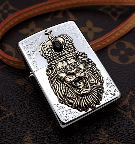 zippo đắp nổi sư tử