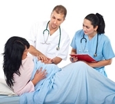 Các tư thế chuẩn bị trong giai đoạn chuyển tiếp và rặn đẻ