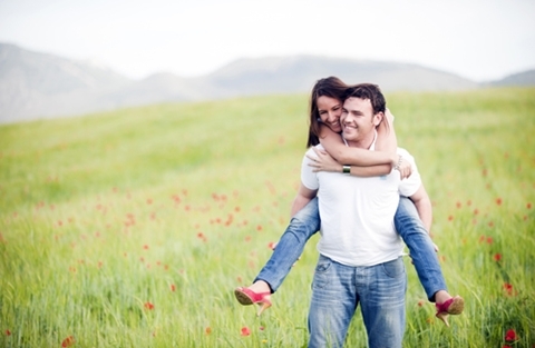 6 điểm phân biệt tình yêu thực sự với sự rung động nhất thời