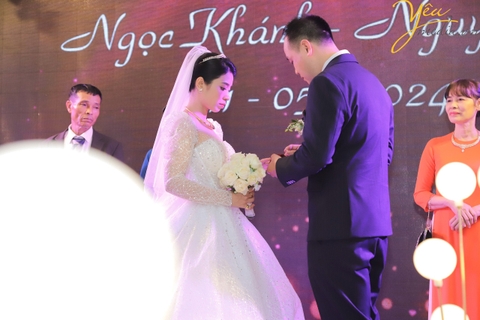 Bộ ảnh ngày cưới của cô dâu Nguyễn Thi - chú rể Ngọc Khánh