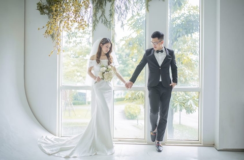 Bộ ảnh pre-wedding đẹp ngất ngây của cặp đôi cưới năm 2020 tại Santorini Park: cặp Tiệp - Linh