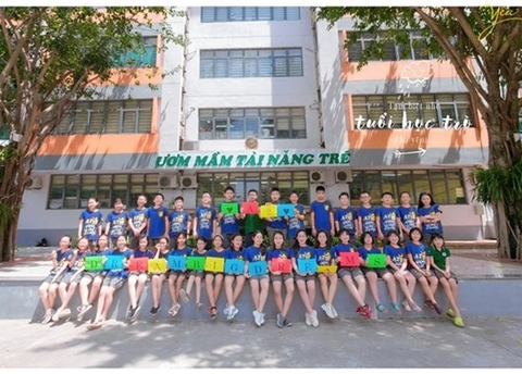 Kinh nghiệm tổ chức chụp ảnh kỷ yếu trọn gói cho trường học: Tiết kiệm – đẹp – chuyên nghiệp