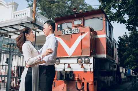 Chụp ảnh cưới ở Hà Nội tại cầu Long Biên, phố cổ: cặp Đức - Hường