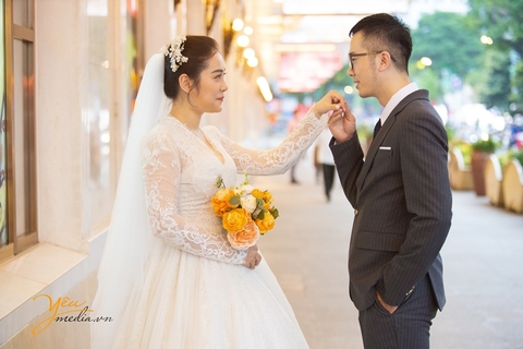 Vi vu hà nội cùng bộ ảnh cưới của cặp đôi Huy - Phương