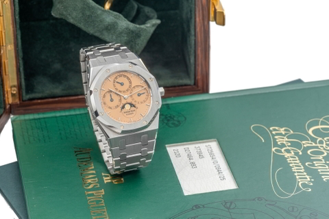 Antiquorum - nhân chứng lịch sử cho 50 năm của Audemars Piguet Royal Oak 1972-2022
