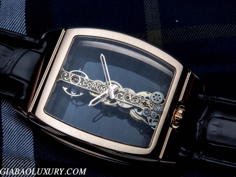 Review đồng hồ Corum Golden Bridge