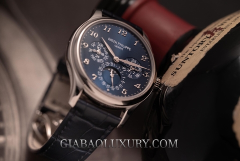 So sánh đồng hồ Patek Philippe Grand Complications 5327 và 5140