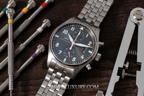 Review đồng hồ IWC Pilot Chronograph Spitfire