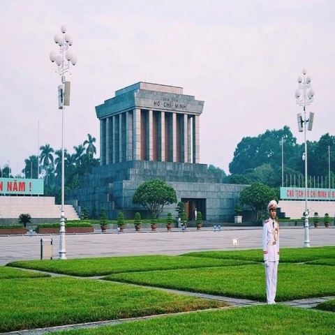 Du lịch Hà Nội - Speaking English ( Tour group)