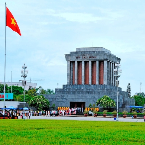 Tour Du Lịch Hà Nội - Bái Đính – Tràng An - Hạ Long - Yên Tử - Chùa Hương 5 Ngày 4 Đêm | Khám Phá Miền Bắc Trọn Vẹn