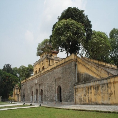 Lăng Bác – Bảo tàng Hồ Chí Minh – Hoàng Thành Thăng Long 1/2 ngày