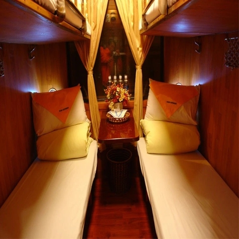 Tour Hà Nội – Bản Cát Cát – Núi Hàm Rồng 2 Ngày 3 Đêm | Di Chuyển Tàu Hỏa Khám Phá Sapa