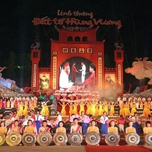 Đền Hùng - Đền Mẫu - Hà Nội 1 Ngày