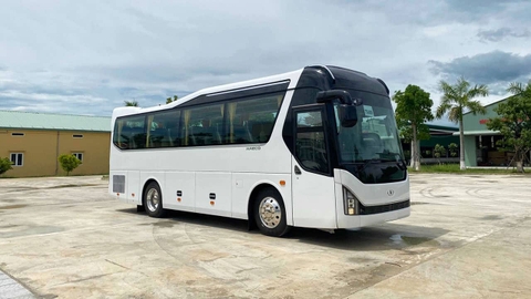 Xe 35 Chỗ Đón Tiễn Sân Bay Nội Bài – Hà Nội Giá Tốt