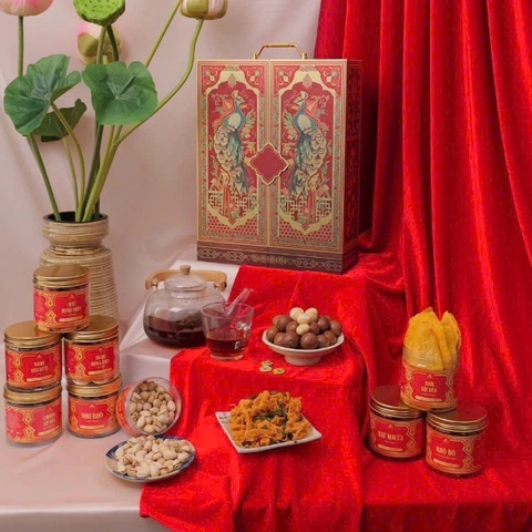 SET QUÀ VẠN XUÂN 4