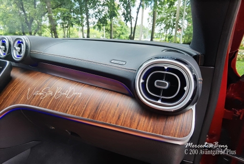 tổng quan Mercedes-Benz c200 avantgarde plus