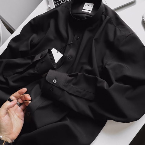 Sơmi dài tay Zara trắng đen