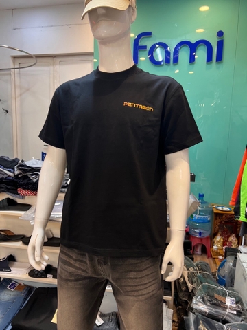 Áo thun coton Fami x Pentagon in kỹ thuật số