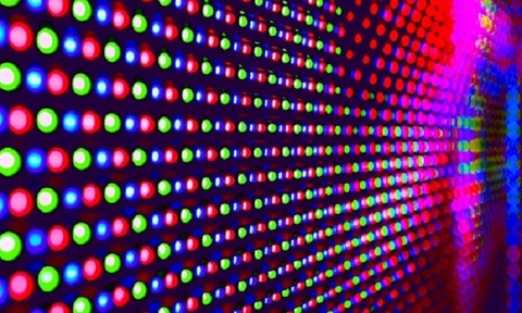 Đặc điểm các loại led full color và ứng dụng trong công việc