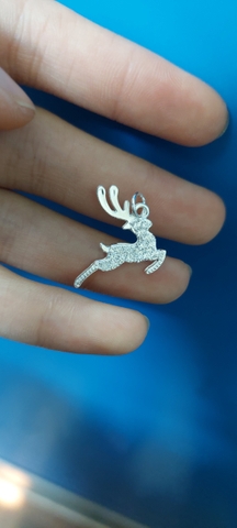 Charm tuần lộc treo đính đá to T123