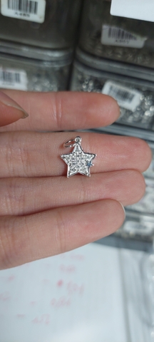 Charm sao to nhỏ đính đá treo T055