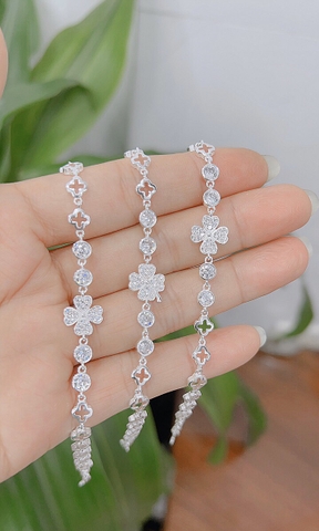 LẮC TAY BẠC NỮ HÌNH CỎ BỐN LÁ