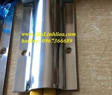 Ghen bán nguyệt Inox D40